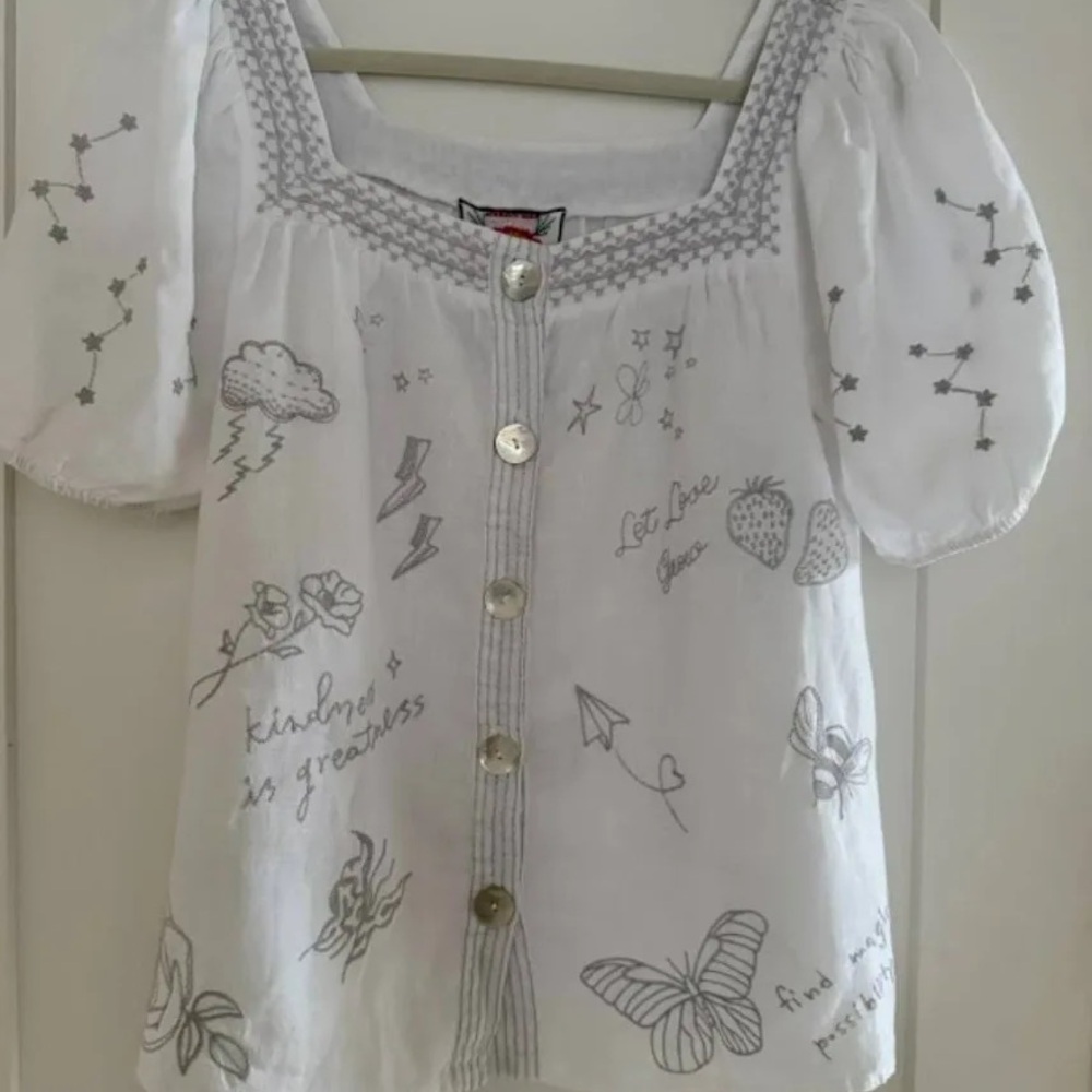 Johnny Was White Blouse with Embroidery